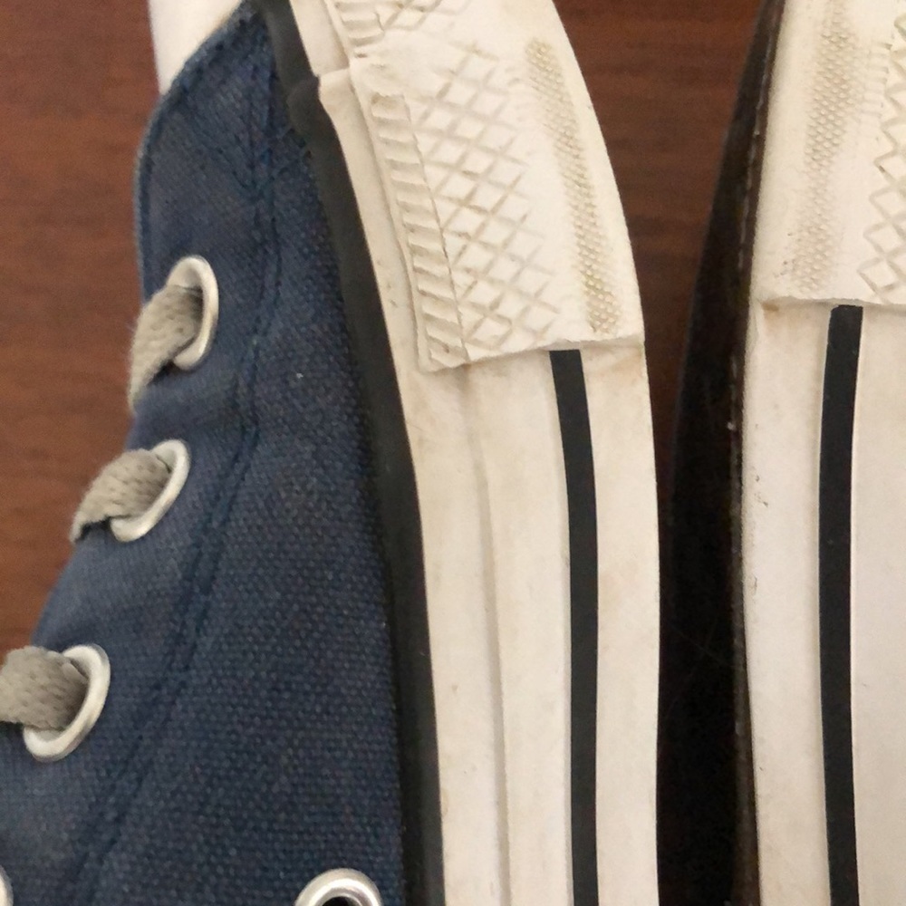 3/$25 Children’s Converse All Star Shoes Size 2 - Picture 9 of 15
